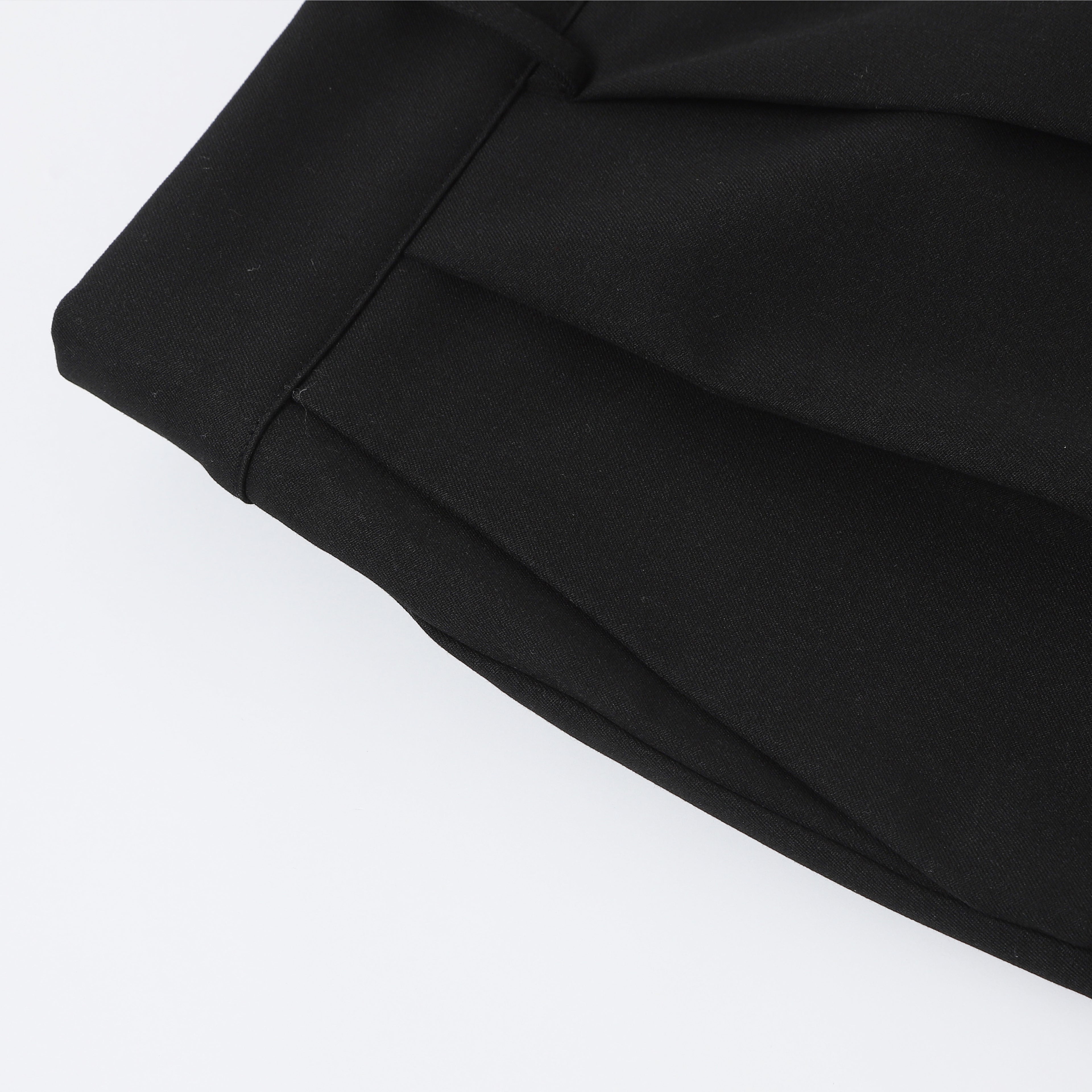 350 GSM SHORTS / PLEATED
