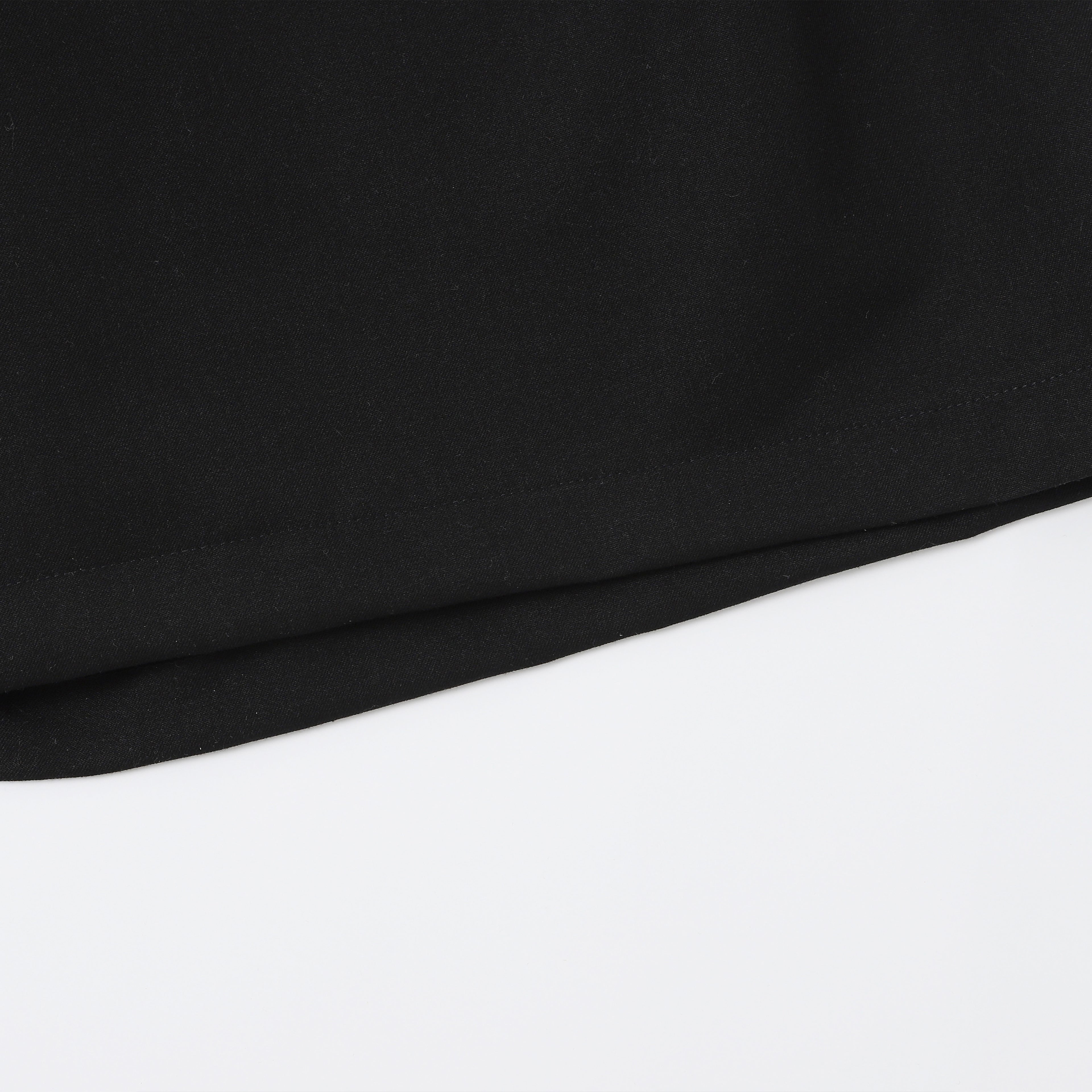 350 GSM SHORTS / PLEATED