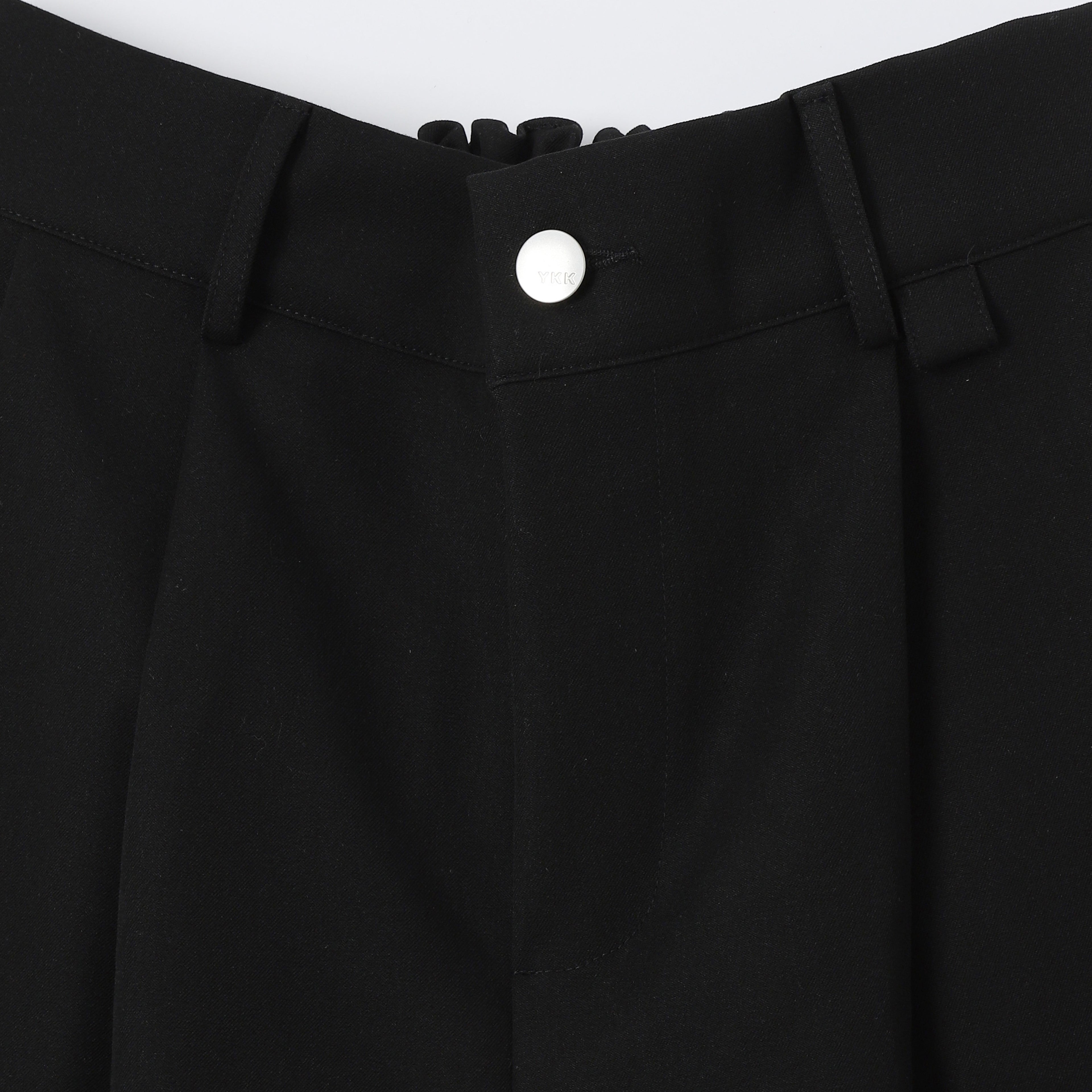 350 GSM SHORTS / PLEATED