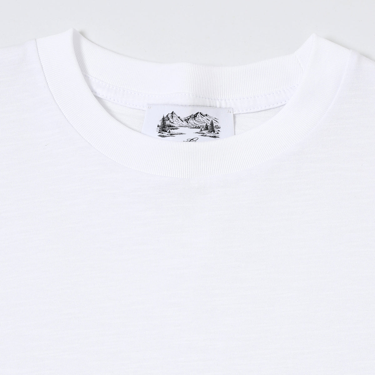 200 GSM T-Shirt / Regular — White — neckline