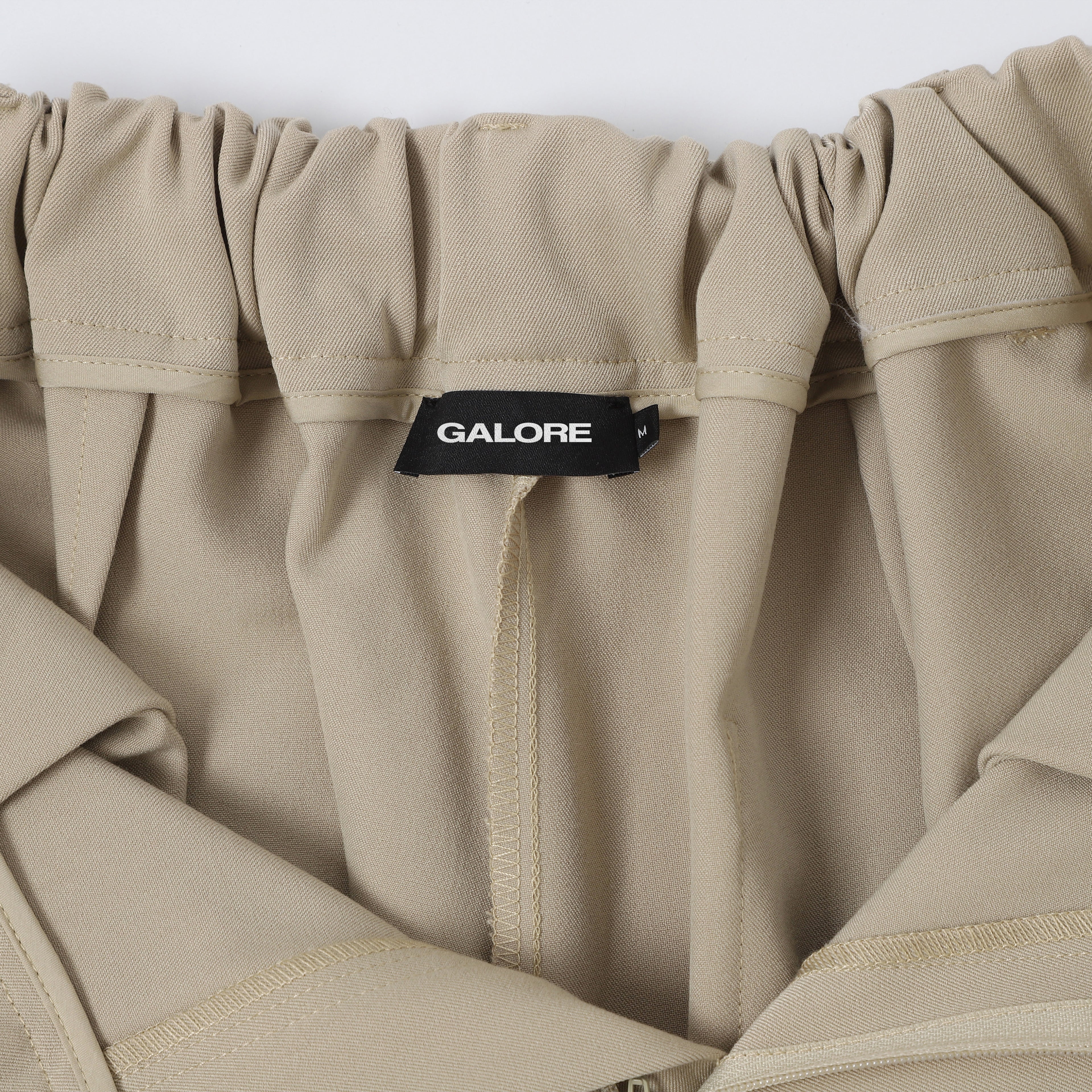 350 GSM SHORTS / PLEATED