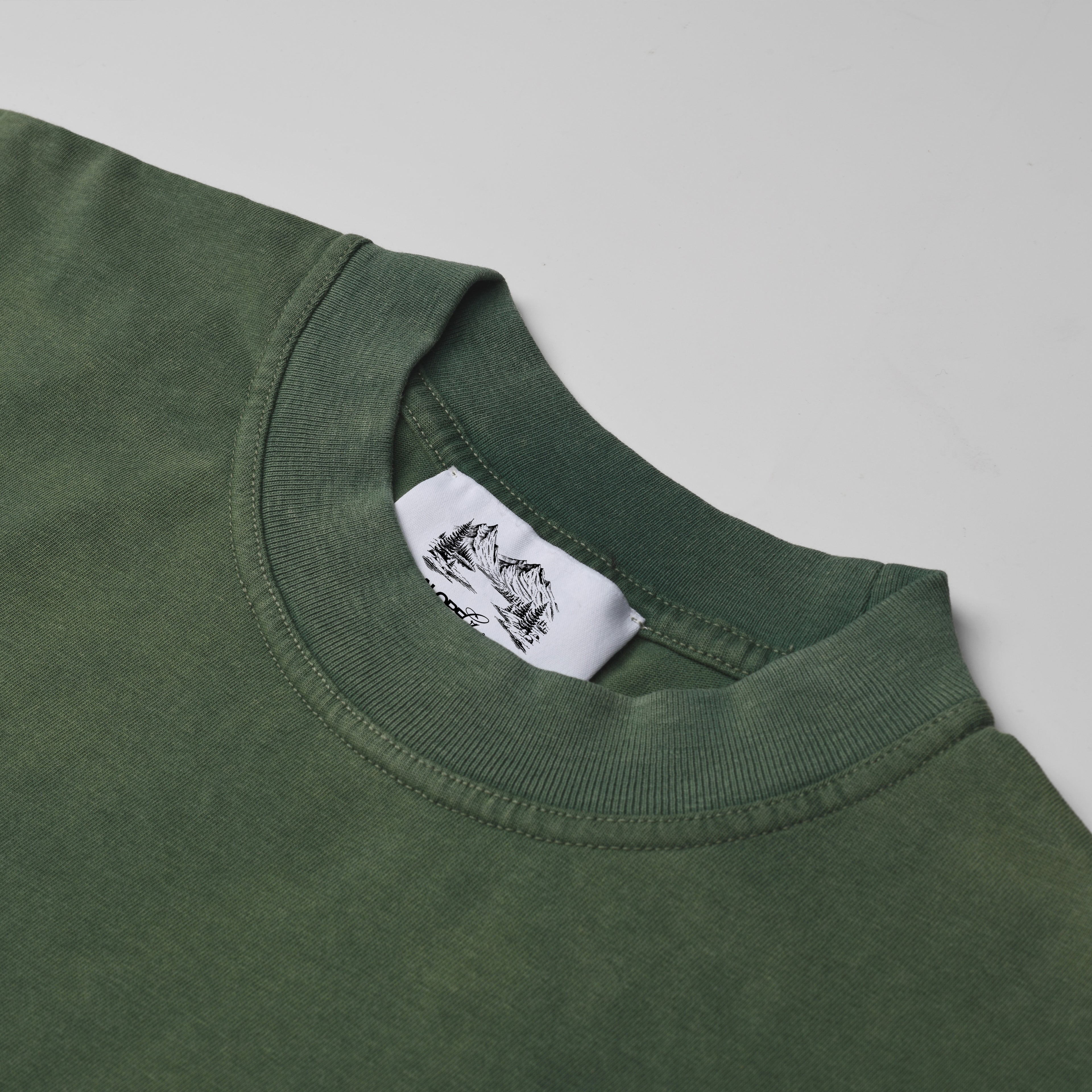 250 GSM T-SHIRT / VINTAGE